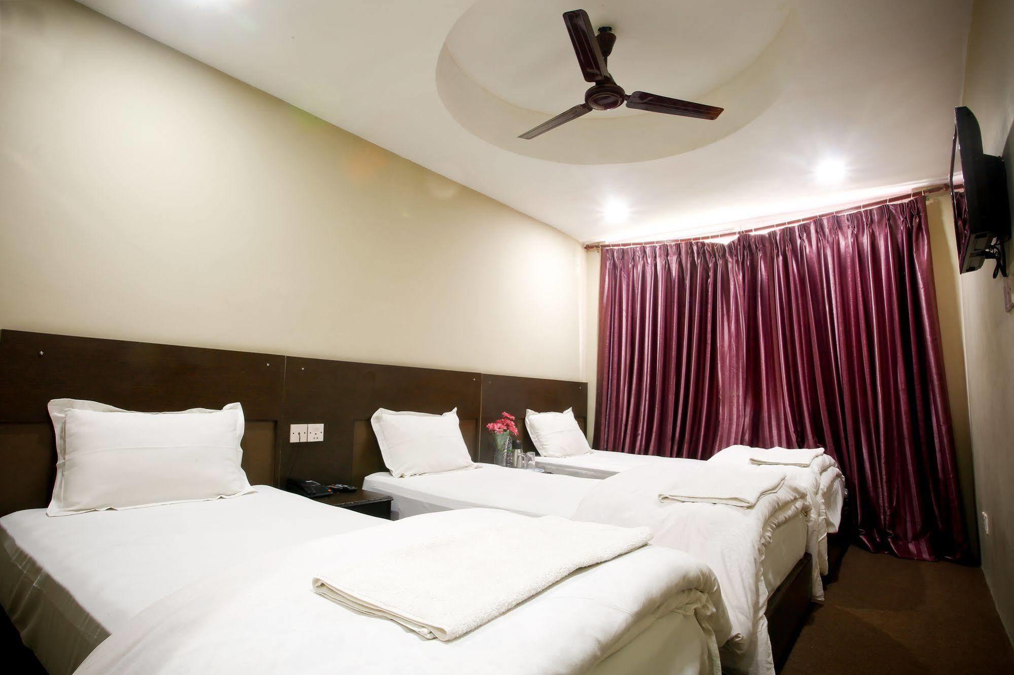 Hotel Nandini Kathmandu Exterior photo